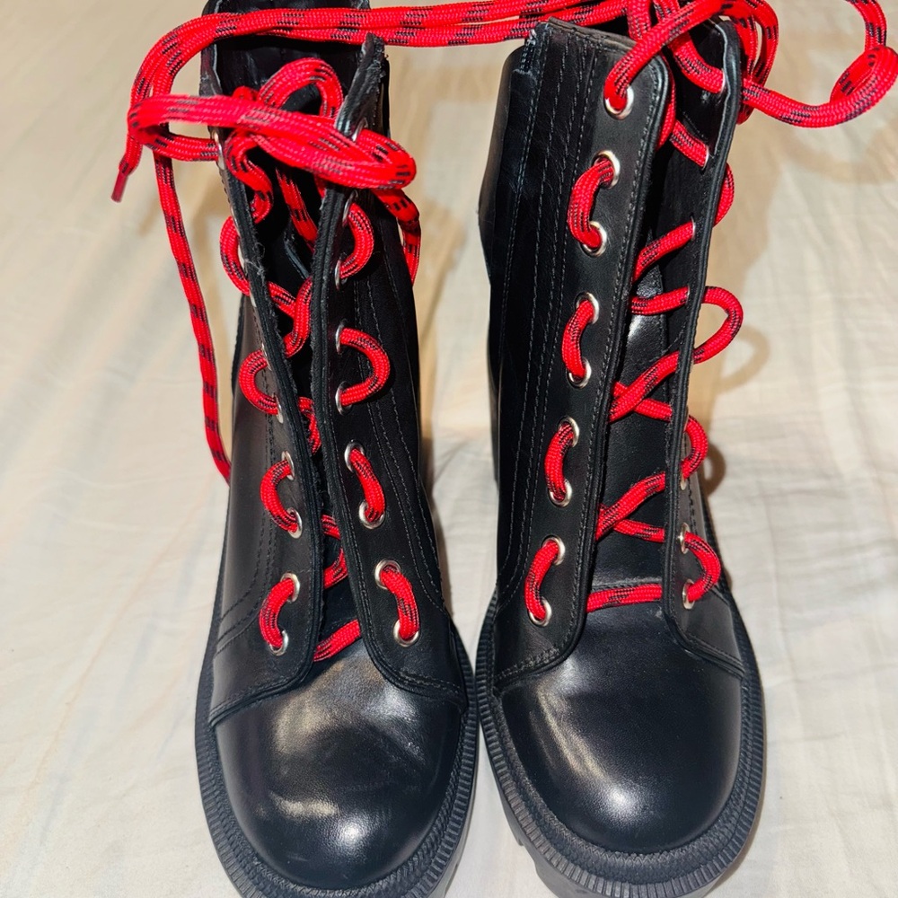Gianni Bini Black Boots with Red Laces - Picture 5 of 9